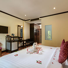 The Waterfront Deluxe Rooms